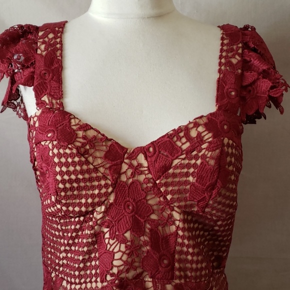 New Bardot Lucy Lace Midi dress - Picture 4 of 8